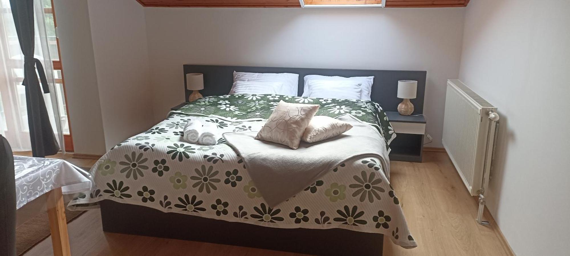 Nyirfa Apartmanhaz 佐洛卡罗斯 外观 照片