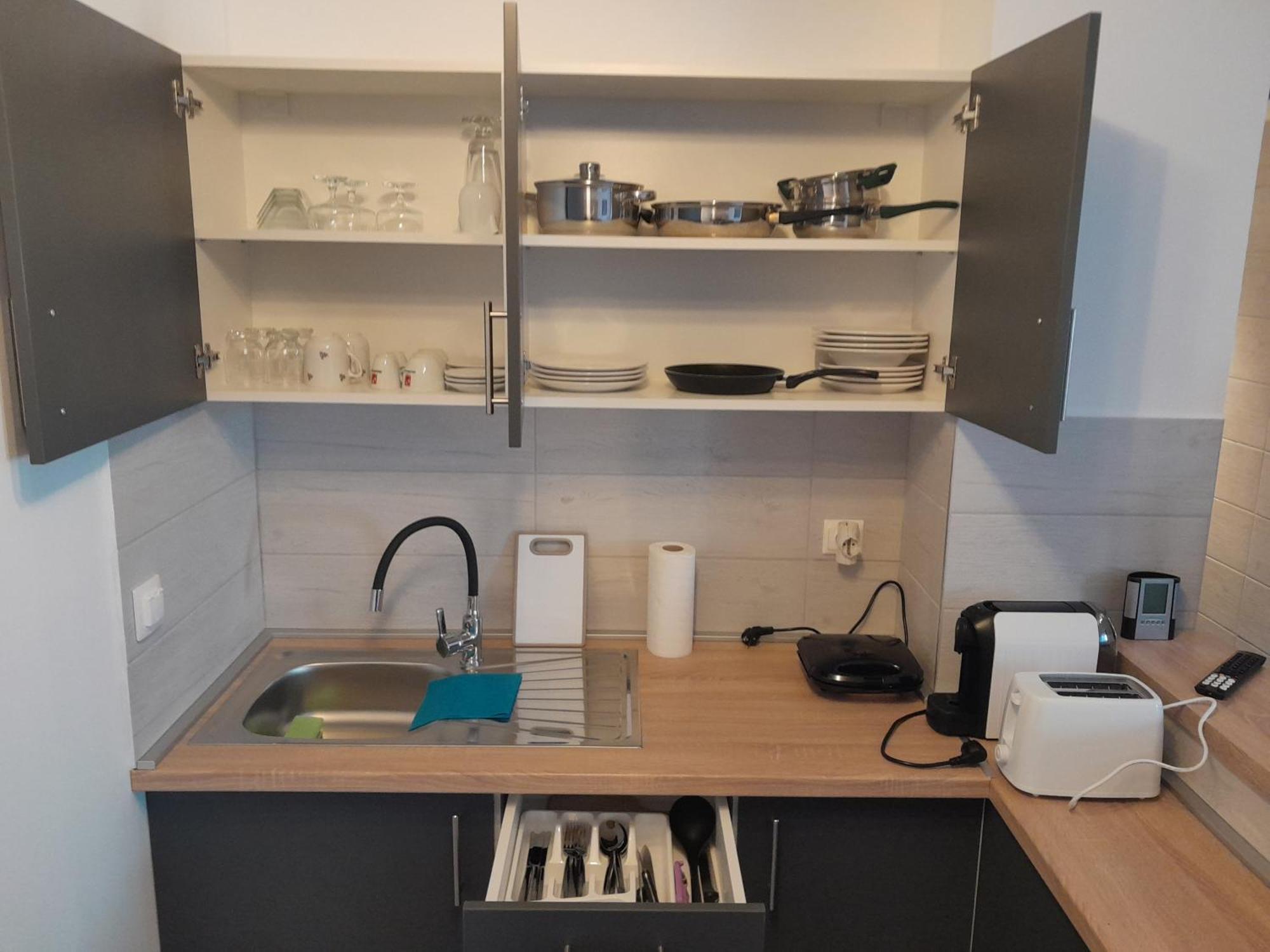 Nyirfa Apartmanhaz 佐洛卡罗斯 外观 照片